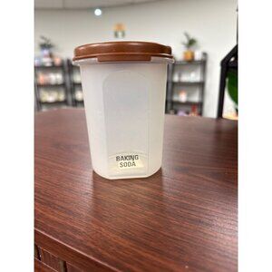 Plastic Airtight Baking Soda Storage Container With Brown Lid For Kitchen Organi